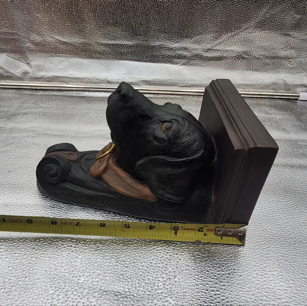Bracket Painted Sculpted Labrador Dog Wall Shelf Sconce Resin Stein 1995